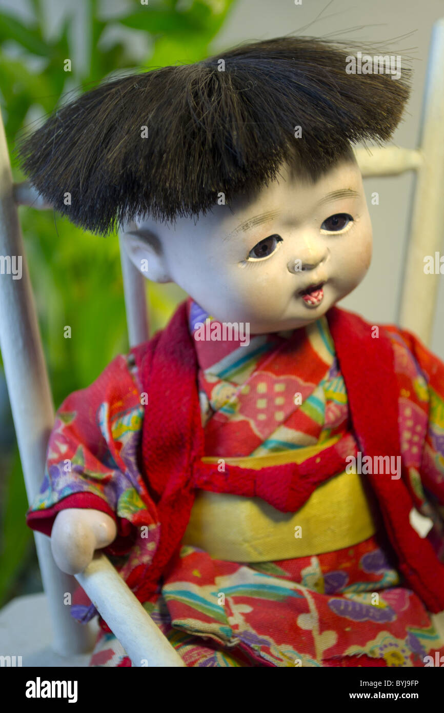 Japanese traditional doll hi res stock photography and images Alamy