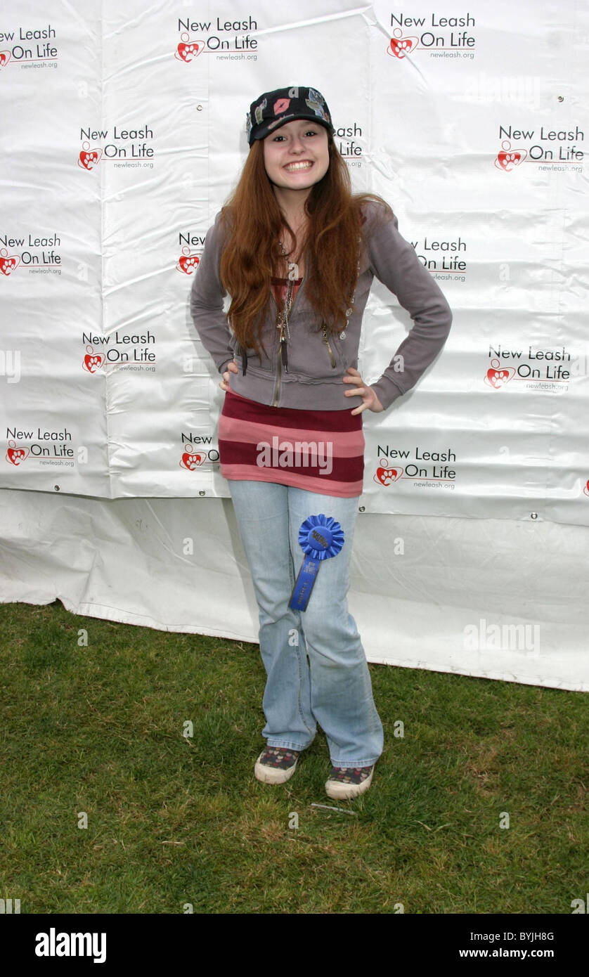 Jillian Clare Nuts For Mutts 6th Annual Dog Show 2007 presented by New