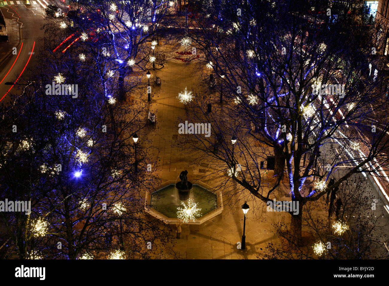 Christmas Lights decorate Sloane Square, Belgravia, London, UK Stock Photo