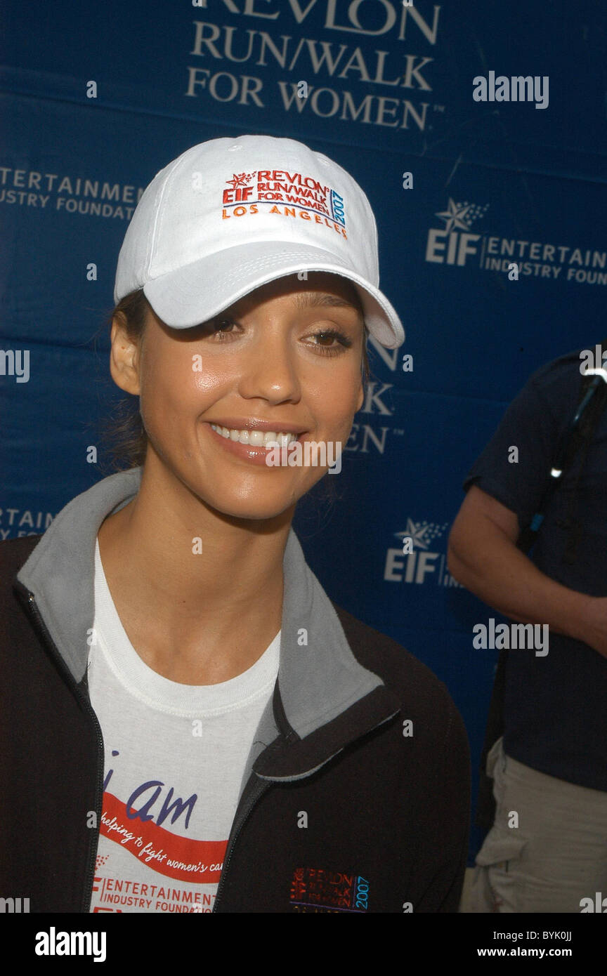 Jessica Alba The Entertainment Industry Foundation Revlon Run Walk ...