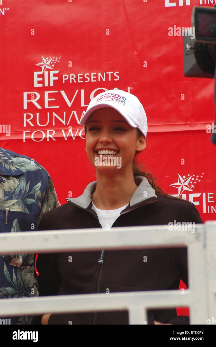 Jessica Alba Revlon Run Walk-Sidestage and Race Start Los Angeles ...
