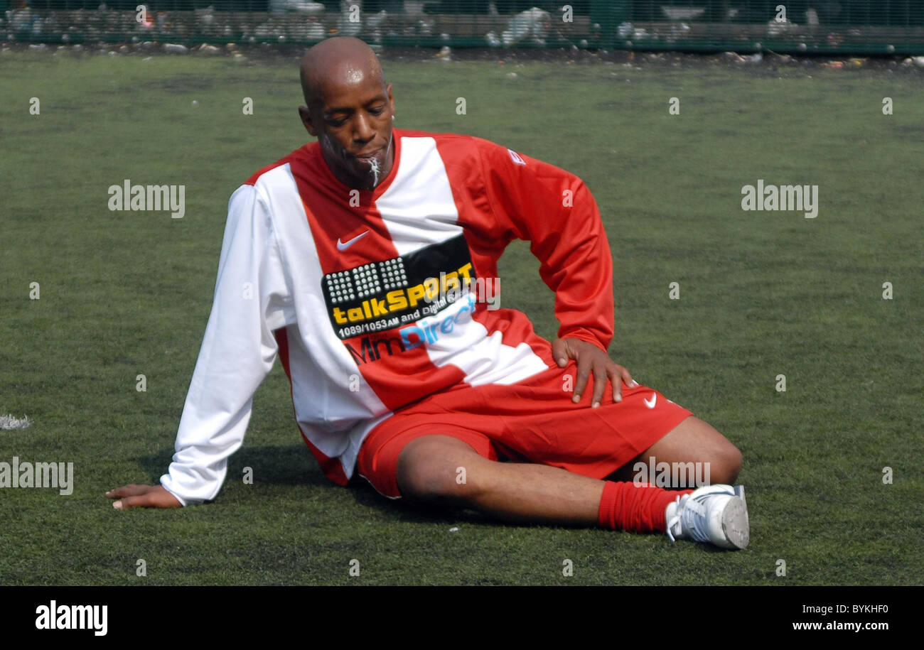 Former footballers ian wright hi-res stock photography and images - Alamy