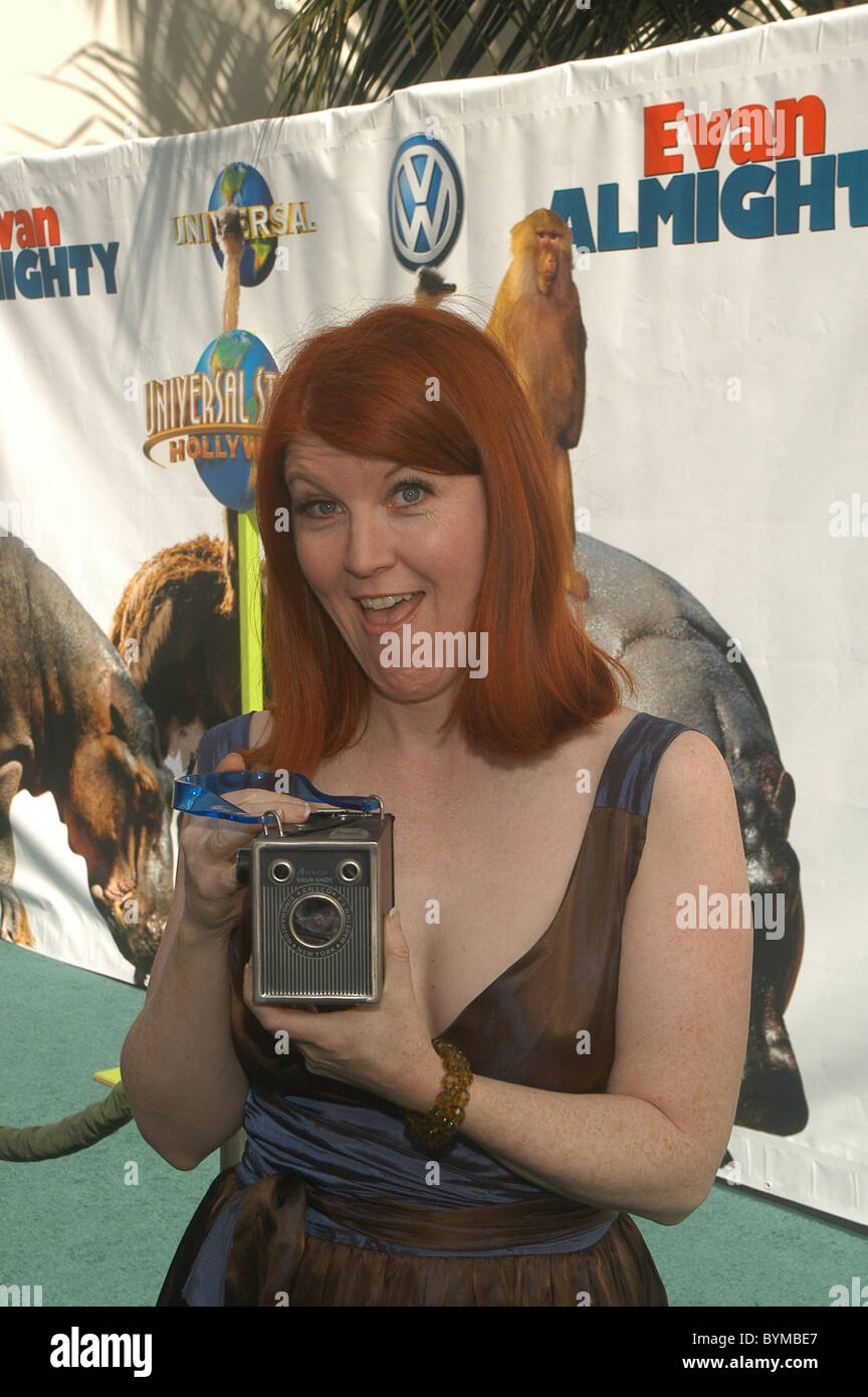 Kate Flannery World Premiere of 'Evan Almighty' at the Gibson
