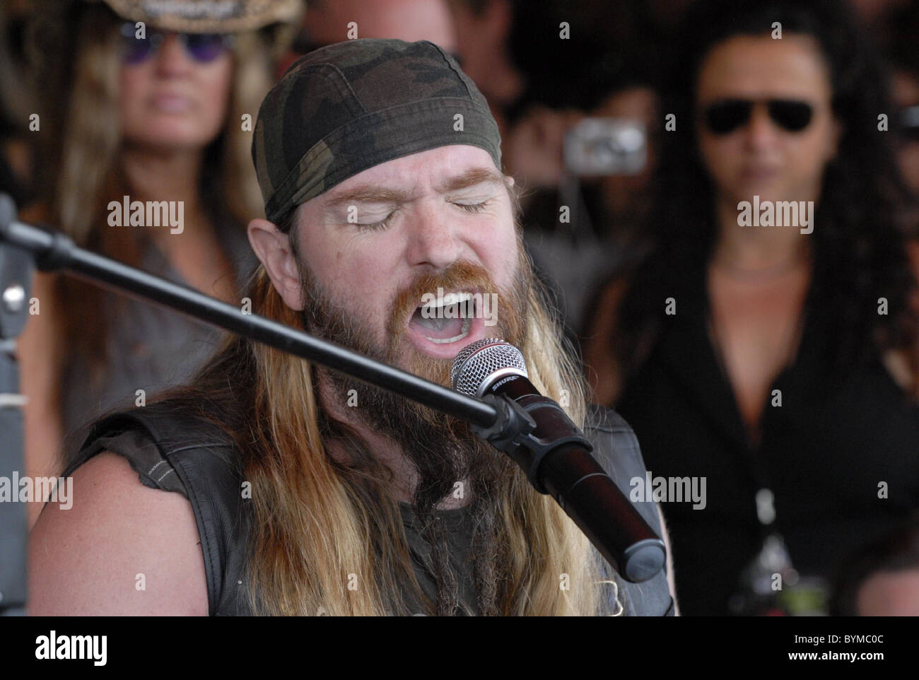 Zakk Wylde of Black Label Society Legendary metal guitarist Dimebag Darrell  Abbott posthumously inducted into Hollywood's Stock Photo - Alamy