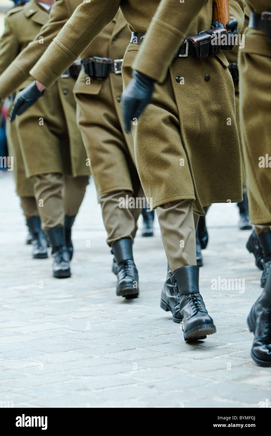 Soldiers march in formation Stock Photo - Alamy