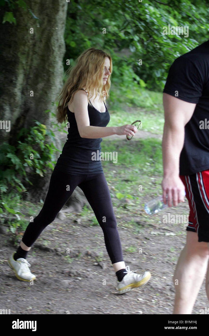 Geri Halliwell and her personal fitness trainer go to her local park to exercise London, England - 12.06.07 Stock Photo