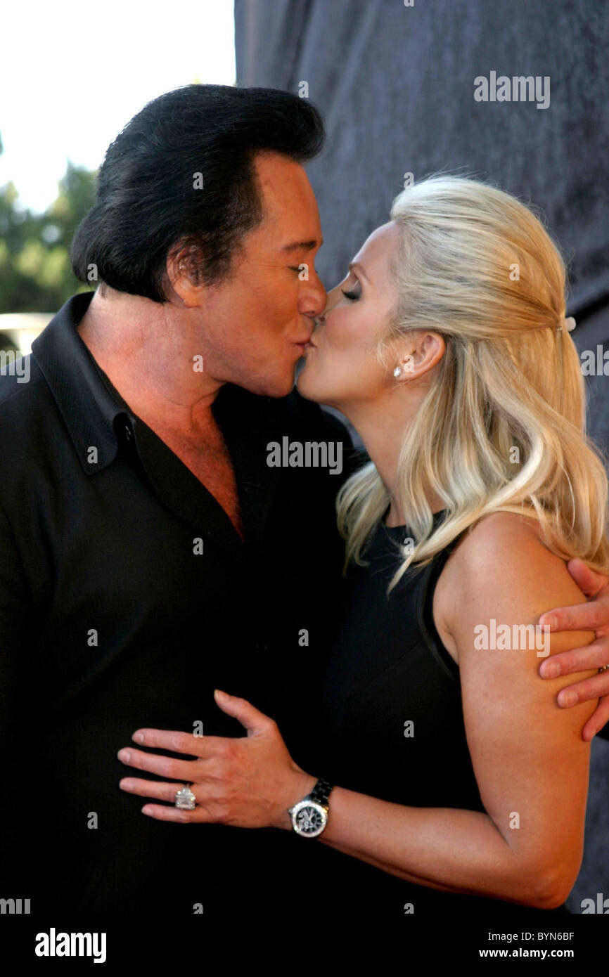 Wayne Newton and wife Kathleen McCrone Oceans 13 Las Vegas Premiere at the Opening of CineVegas - Arrivals at the Palms Hotel Stock Photo