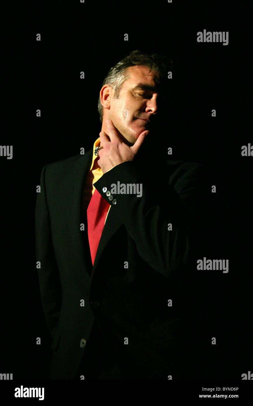 Morrissey Performing At The Backyard Austin Texas 26 05 07
