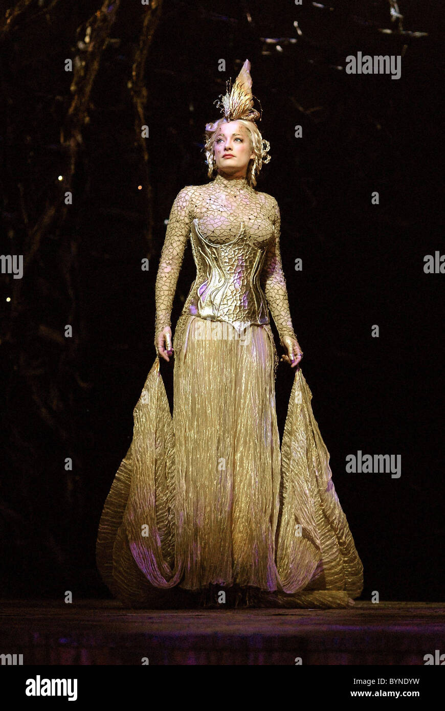 Laura Michelle Kelly as Galadriel Lord of the Rings photocall held at the  Theatre Royal London, England - 18.06.07 Stock Photo - Alamy