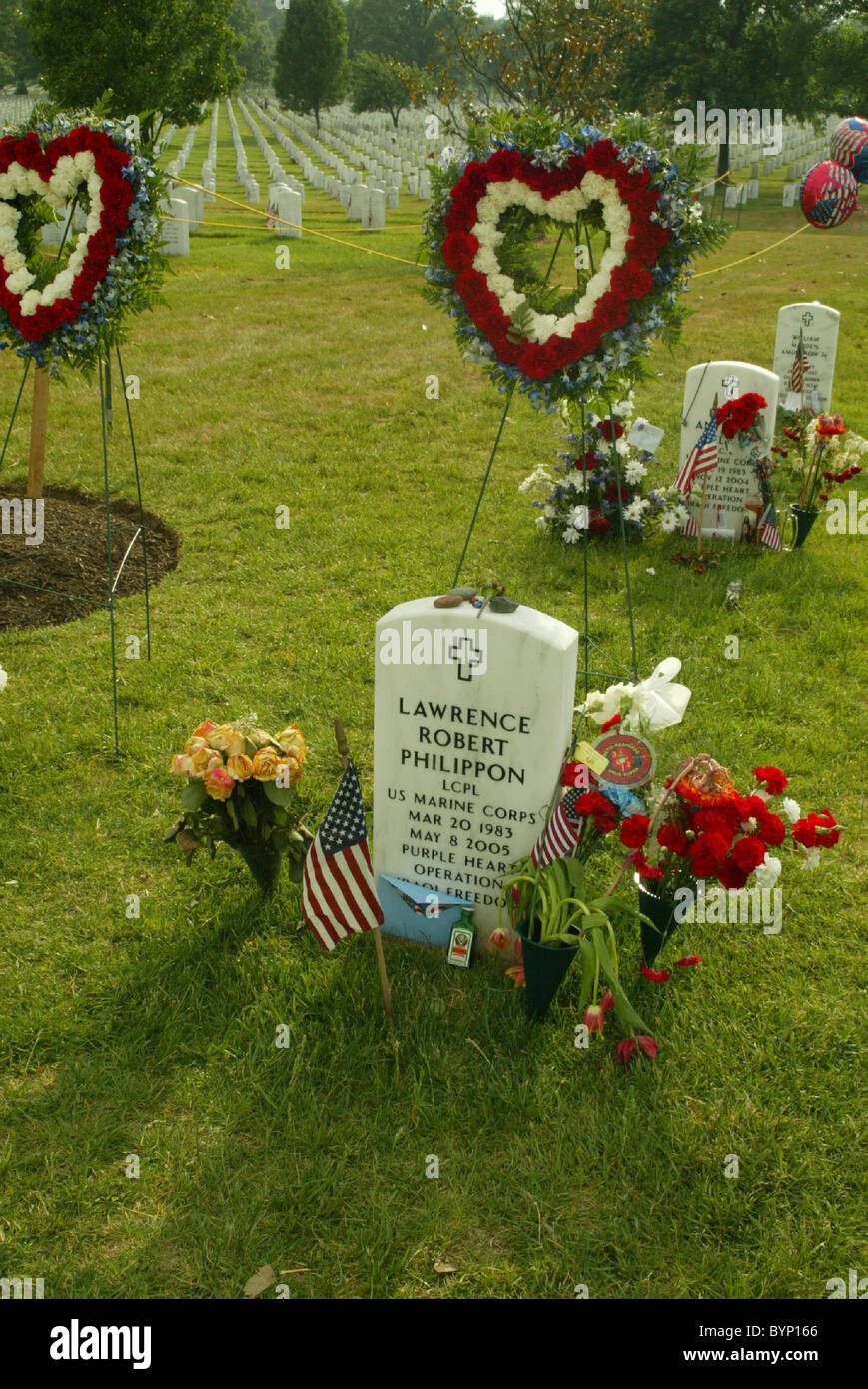 Families mourn the loss of their loved ones on Memorial Day at section ...