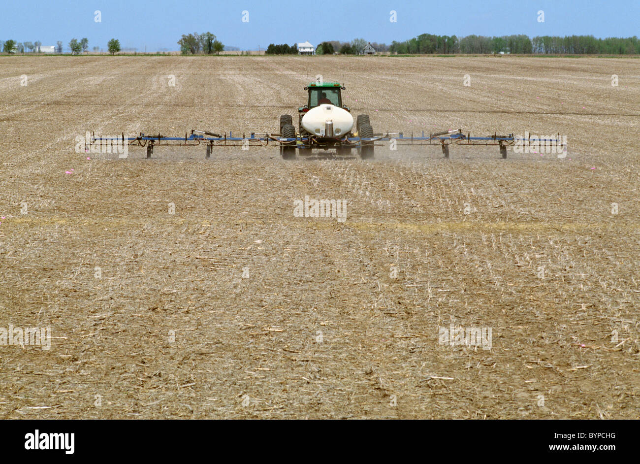 Chemical application of pre-plant herbicide (burndown) on soybean stubble  in preparation for planting corn / Illinois, USA Stock Photo - Alamy
