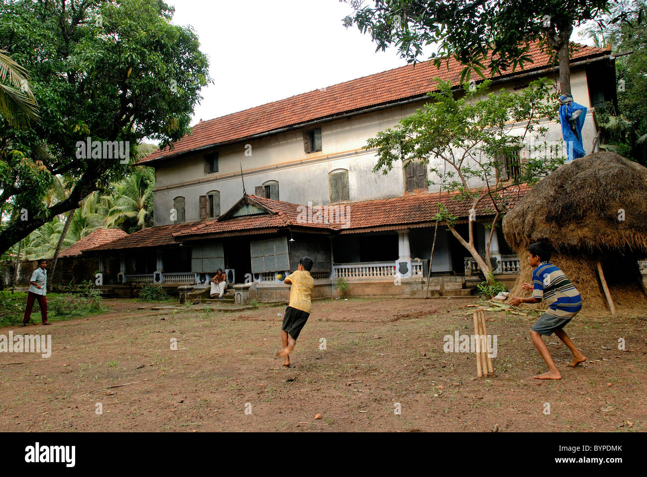 250 YEARS OLD KIRANGATTU MANA IN CHERPU KERALA Stock Photo Alamy