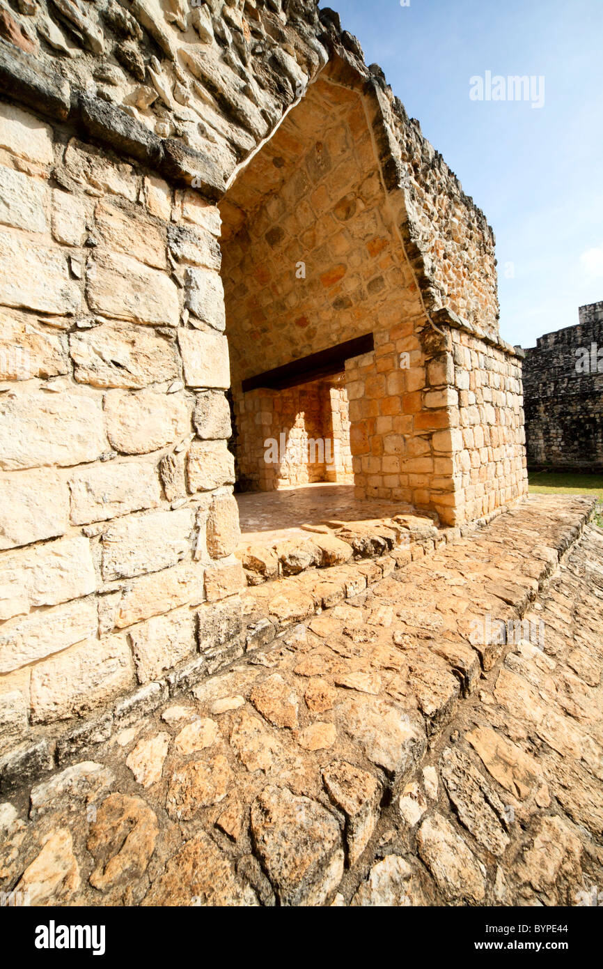 THE SACABE ARCH, MAYAN RUINS OF EK BALAM, YUCATAN, MEXICO Stock Photo ...