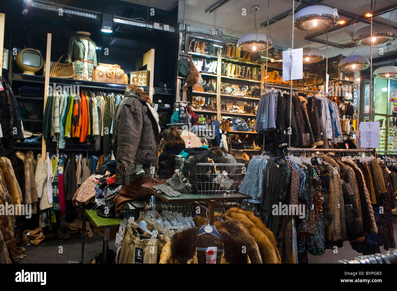Paris, France, Shopping, Vintage Old Clothes, Kiliwatch Clothing Store,  Montorgeuil District, inside, fast fashion Stock Photo - Alamy