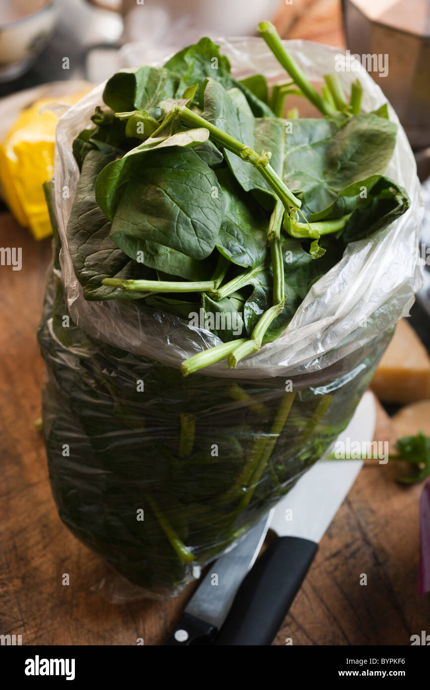 Download Plastic Bag Of Fresh Spinach Leaves Stock Photo Alamy PSD Mockup Templates