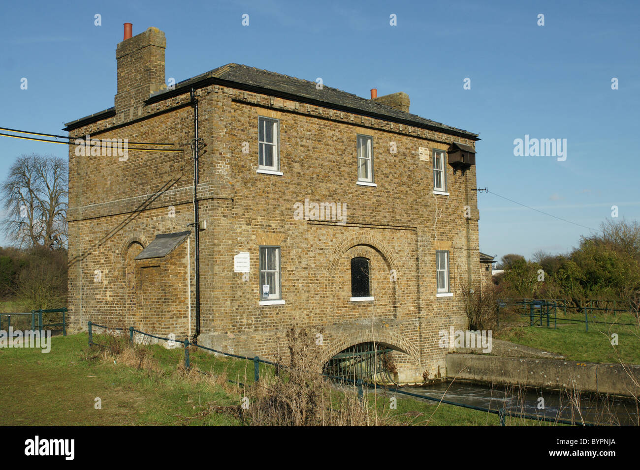 New Gauge House Stock Photo Alamy