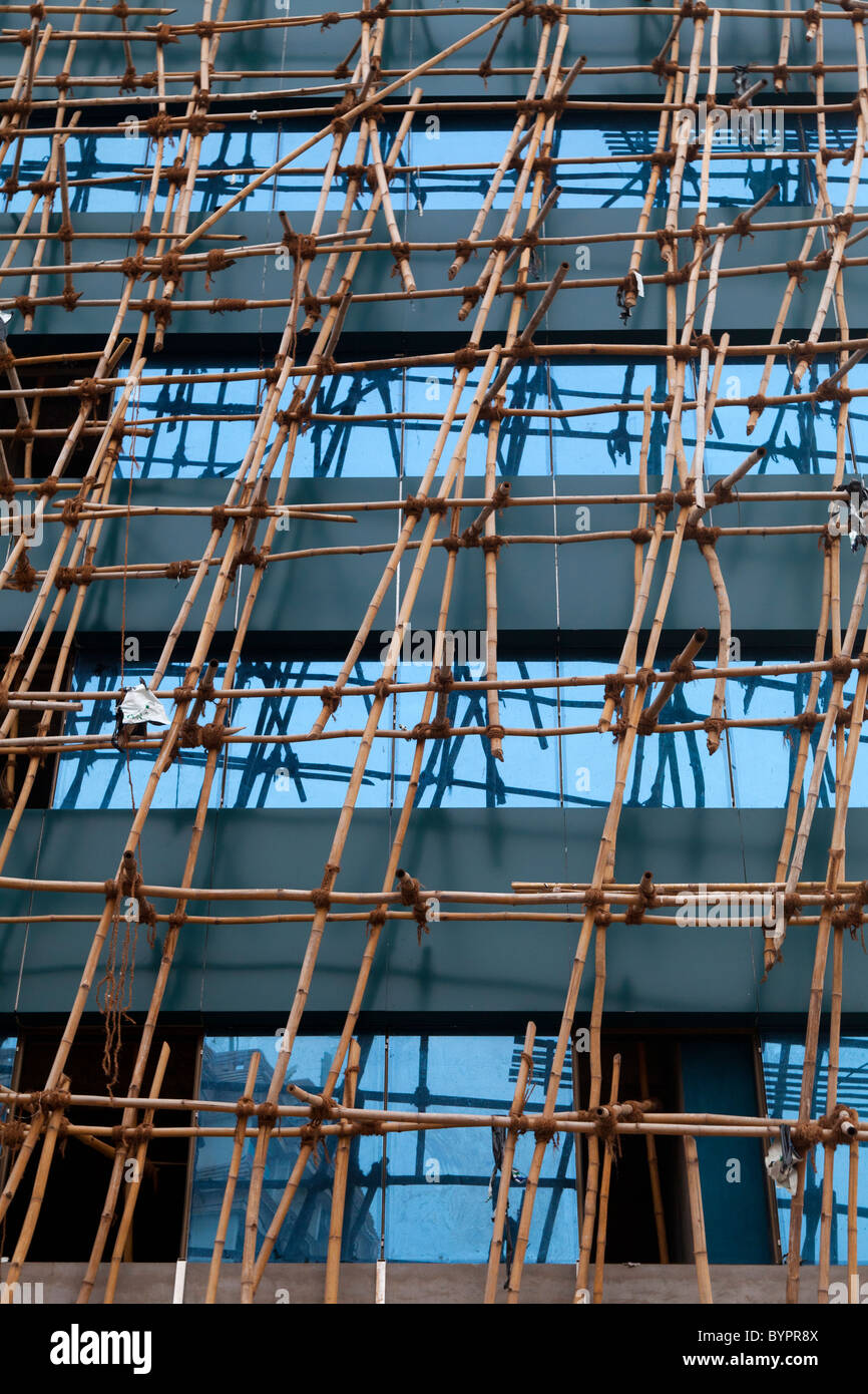 India, Rajasthan, Jaipur example of traditional Indian scaffolding used on construction sites Stock Photo