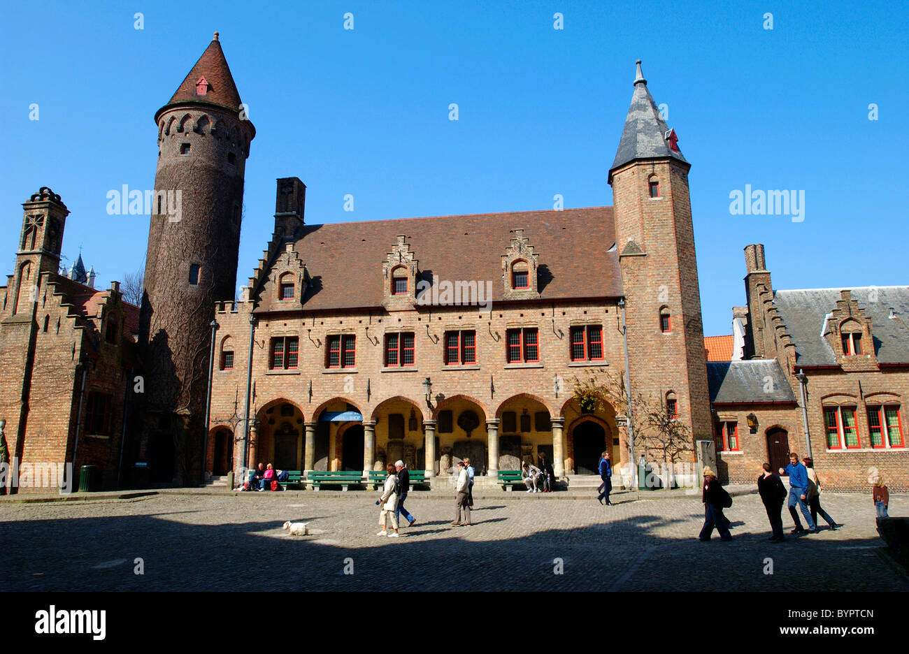 inner courtyard of Gruuthusemuseum with tourists, Bruges, Belgium Stock Photo
