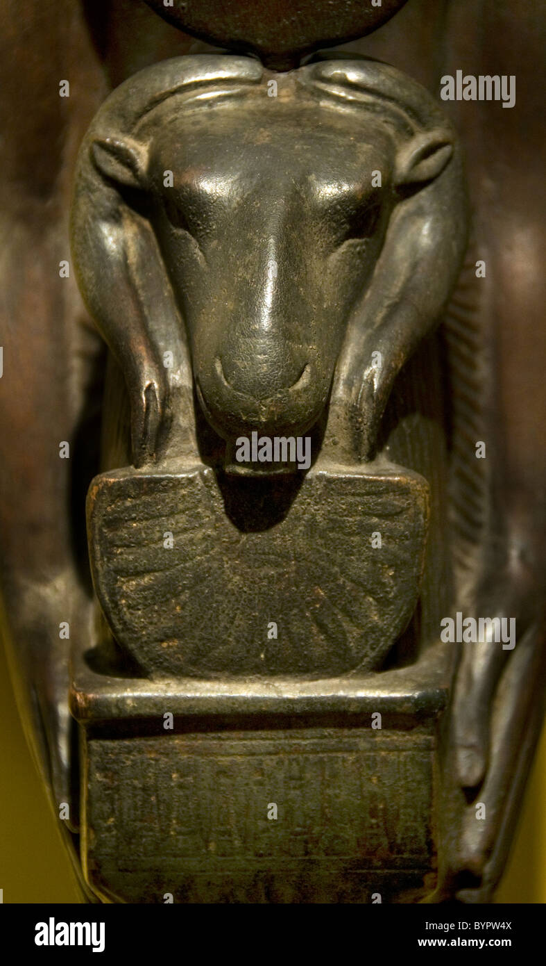 Egypt Tomb statue of god Amon staff Khaemtore rams heads Deir el Medina, Thebes 1255 BC Stock Photo