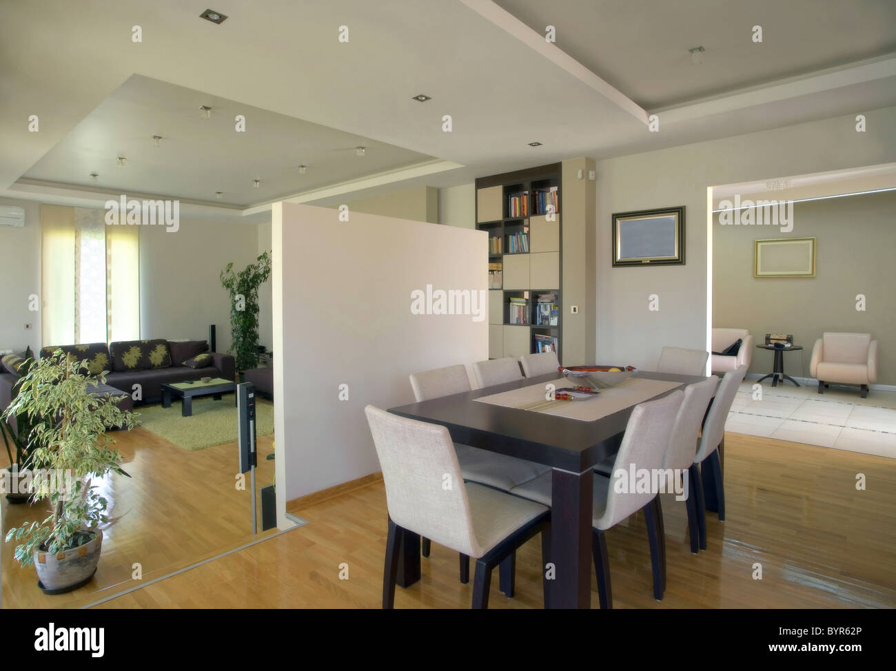 Interior of house door sitting room hi-res stock photography and images ...