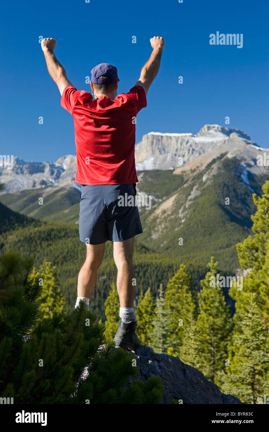 Top of a ridge hi-res stock photography and images - Alamy