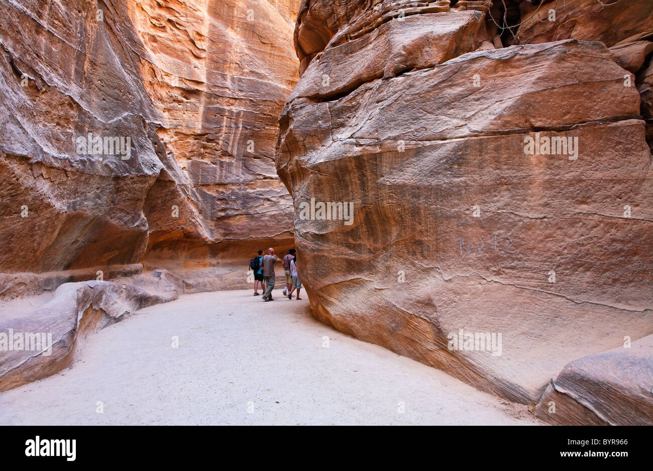 The Siq leading to Petra, Jordan Stock Photo