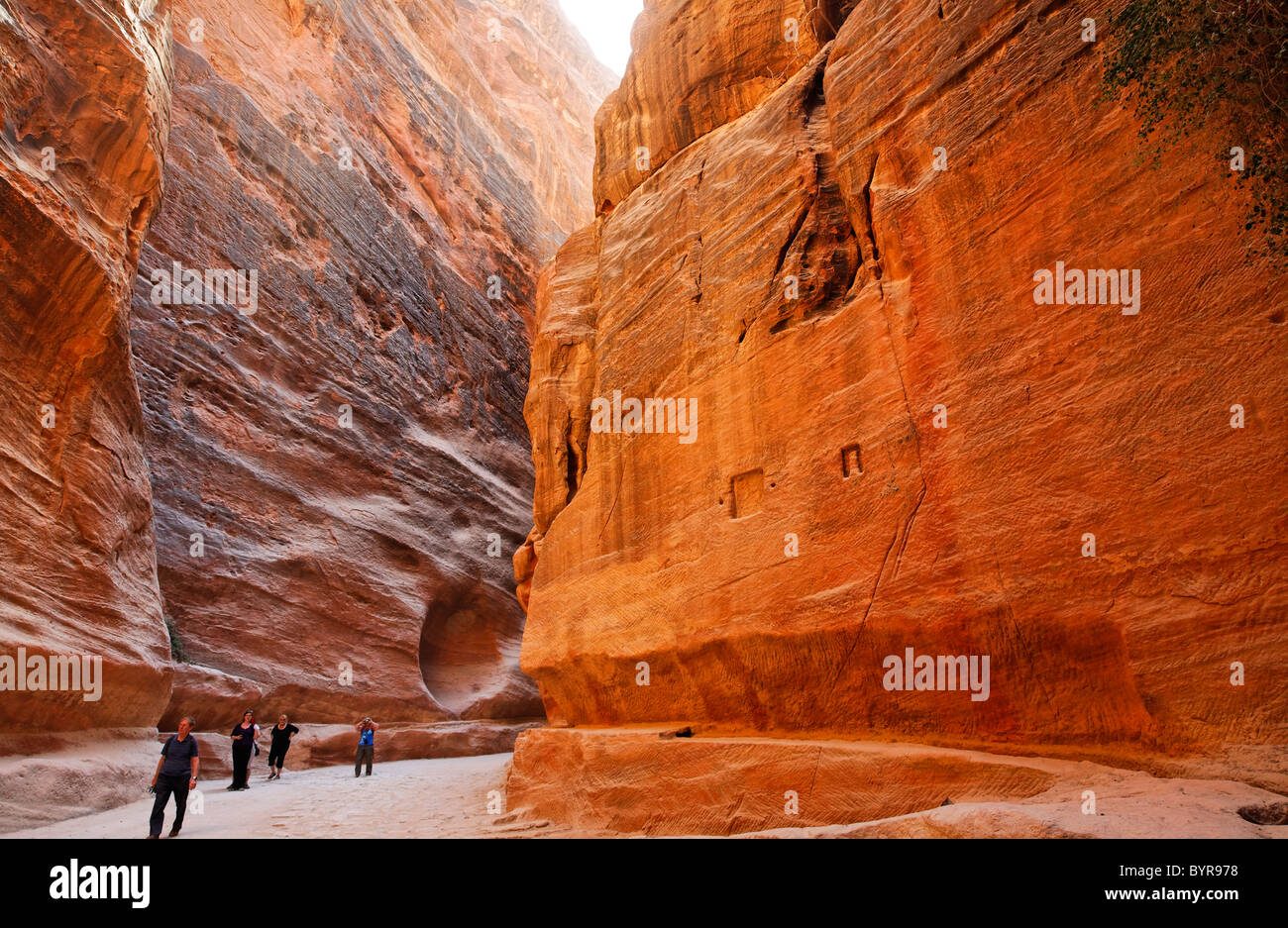 The Siq leading to Petra, Jordan Stock Photo