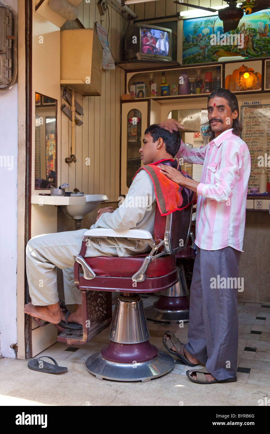 India, Rajasthan, Jodhpur barber's shop Stock Photo