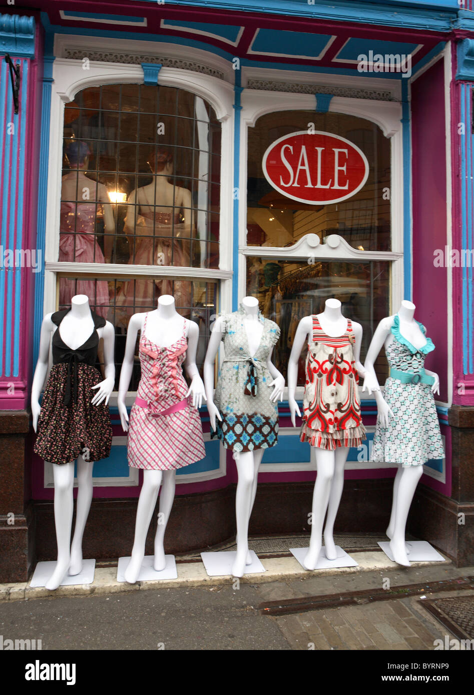 5 mannequins in a row hires stock photography and images Alamy