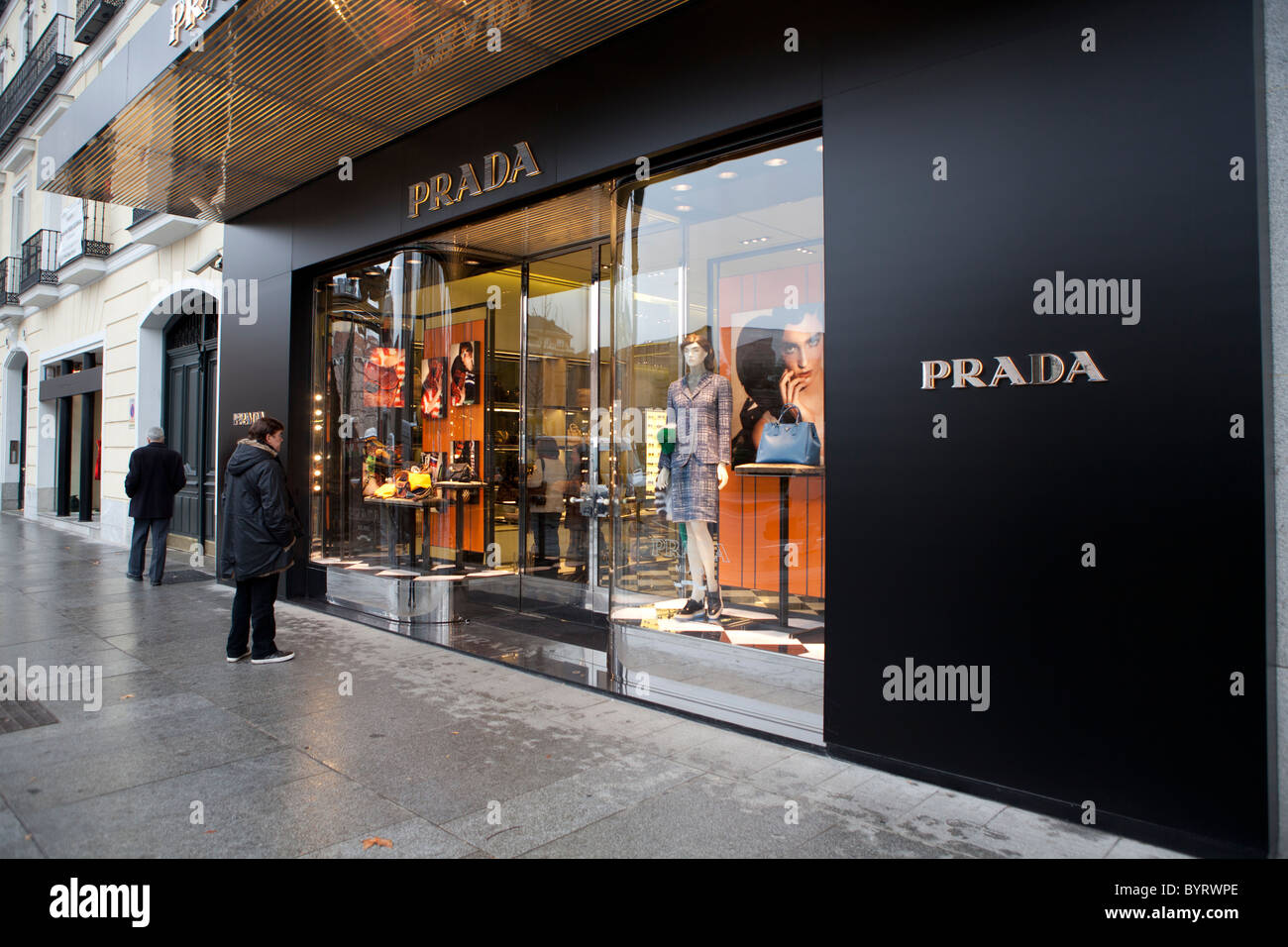 Shopping prada hi-res stock photography and images - Alamy