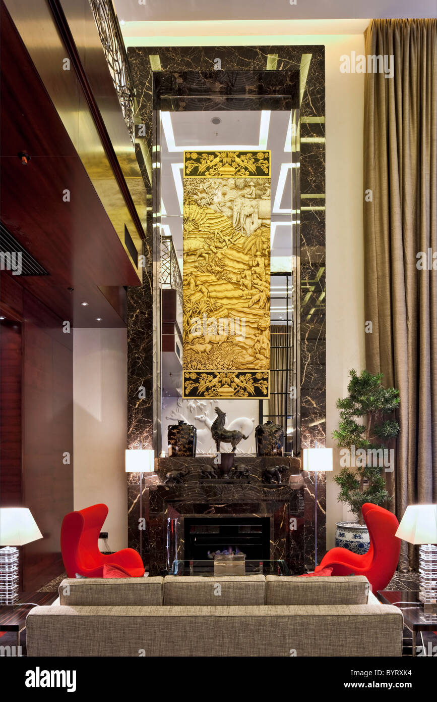 Amaranto Lounge at the Four Seasons Hotel, London at Park Lane. Re-opened in 2011. Stock Photo