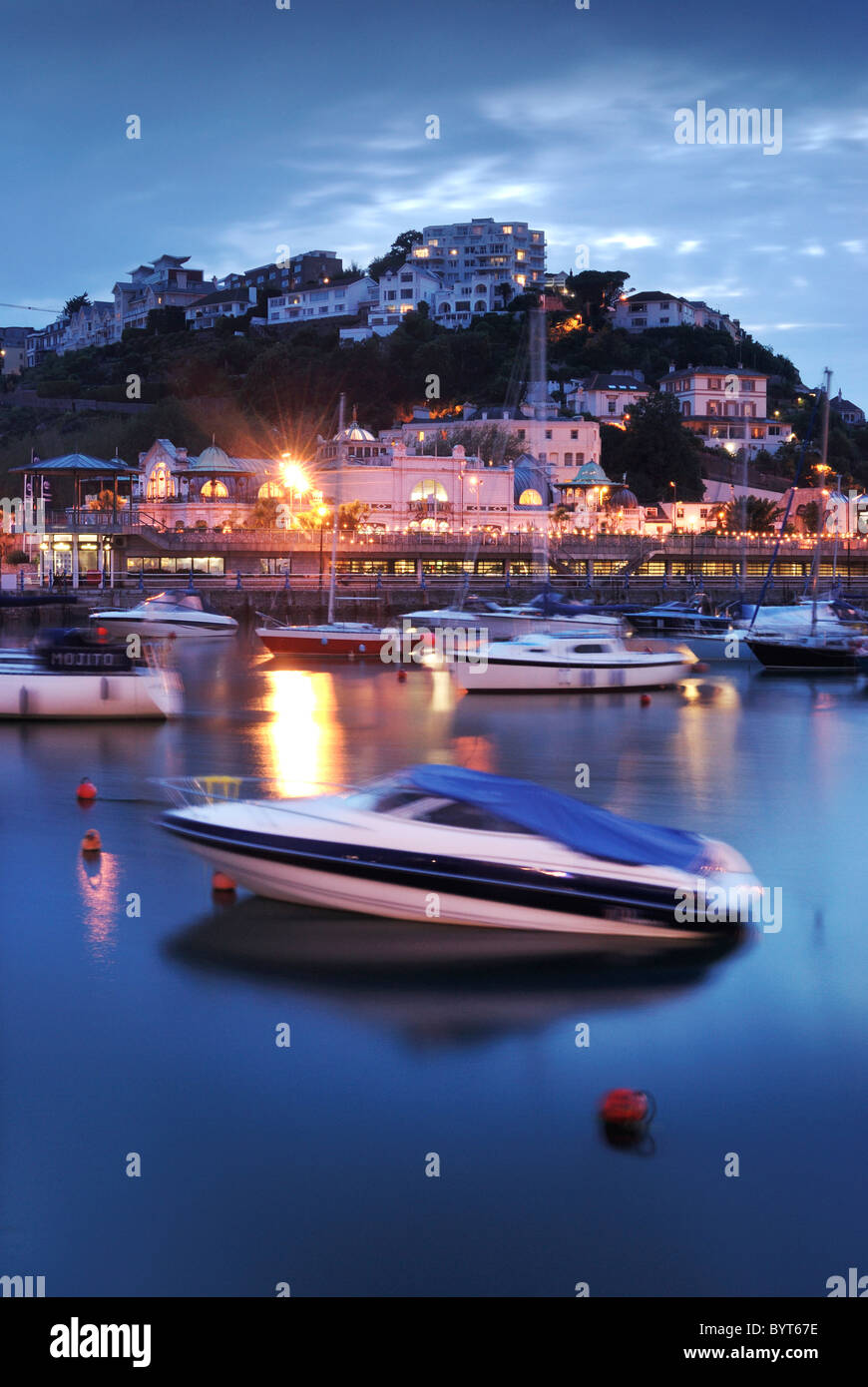 Recreational boats hi-res stock photography and images - Alamy