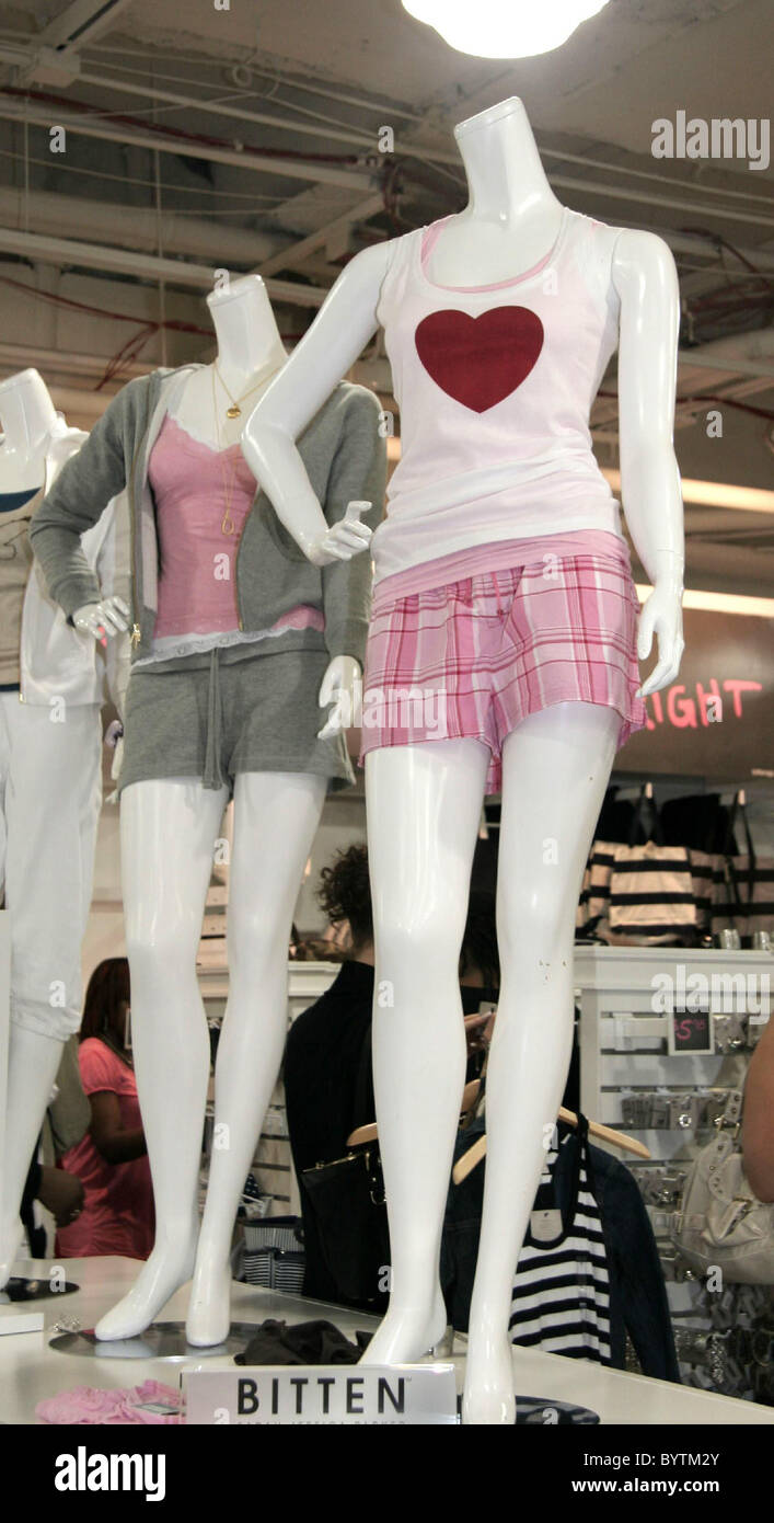 Sarah Jessica Parker - her new label ‘Bitten’ Store opening at ‘Steve