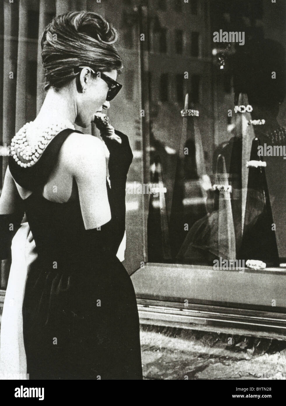 BREAKFAST AT TIFFANY'S 1961 Paramount film with Audrey Hepburn Stock