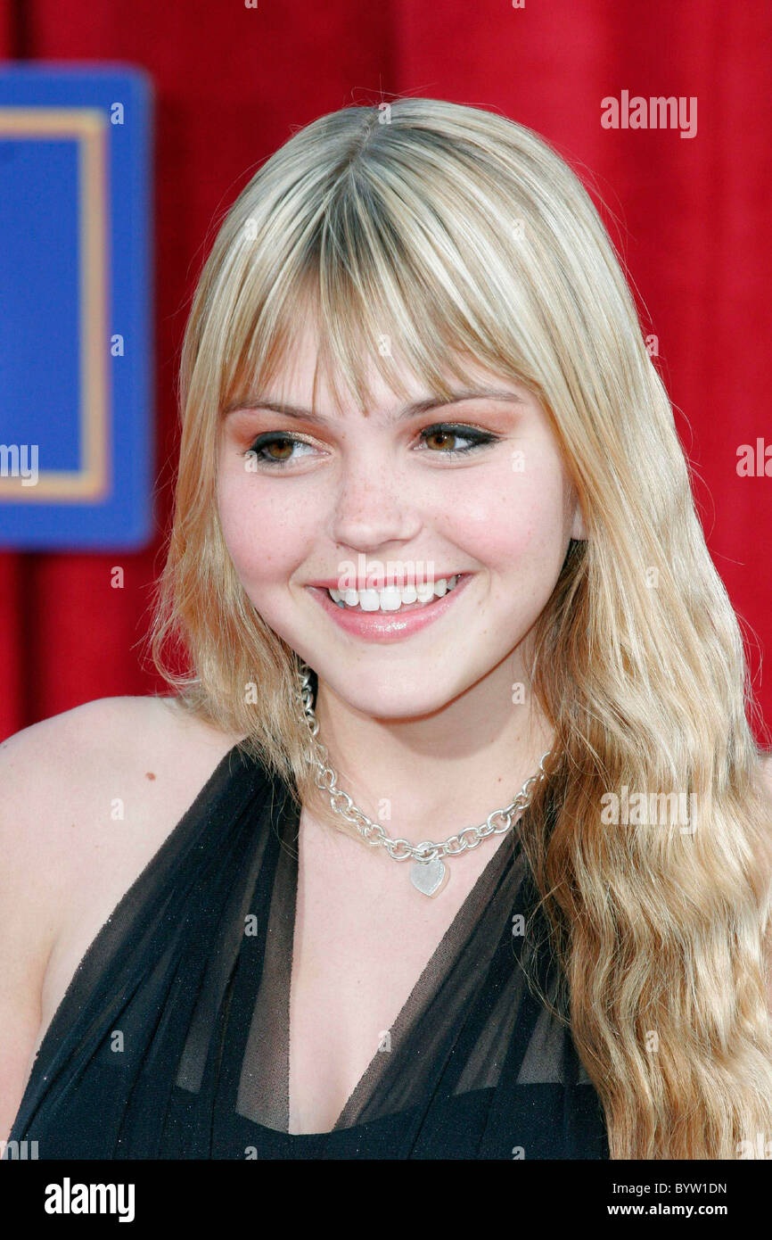 Aimee teegarden ratatouille world premiere hi-res stock photography and ...