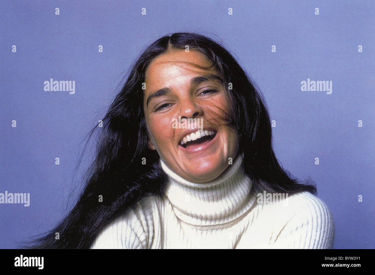 LOVE STORY  Promotional photo for 1970 Paramount film with Ali MacGraw Stock Photo