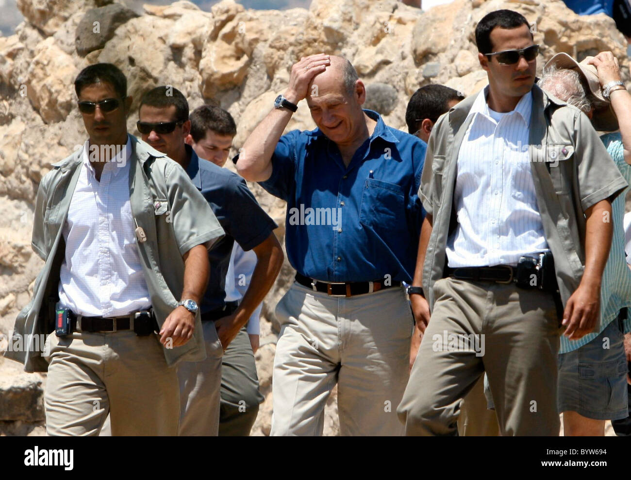 Escorted by bodyguards Israeli Prime Minister Ehud Olmert leaves the  News Photo - Getty Images