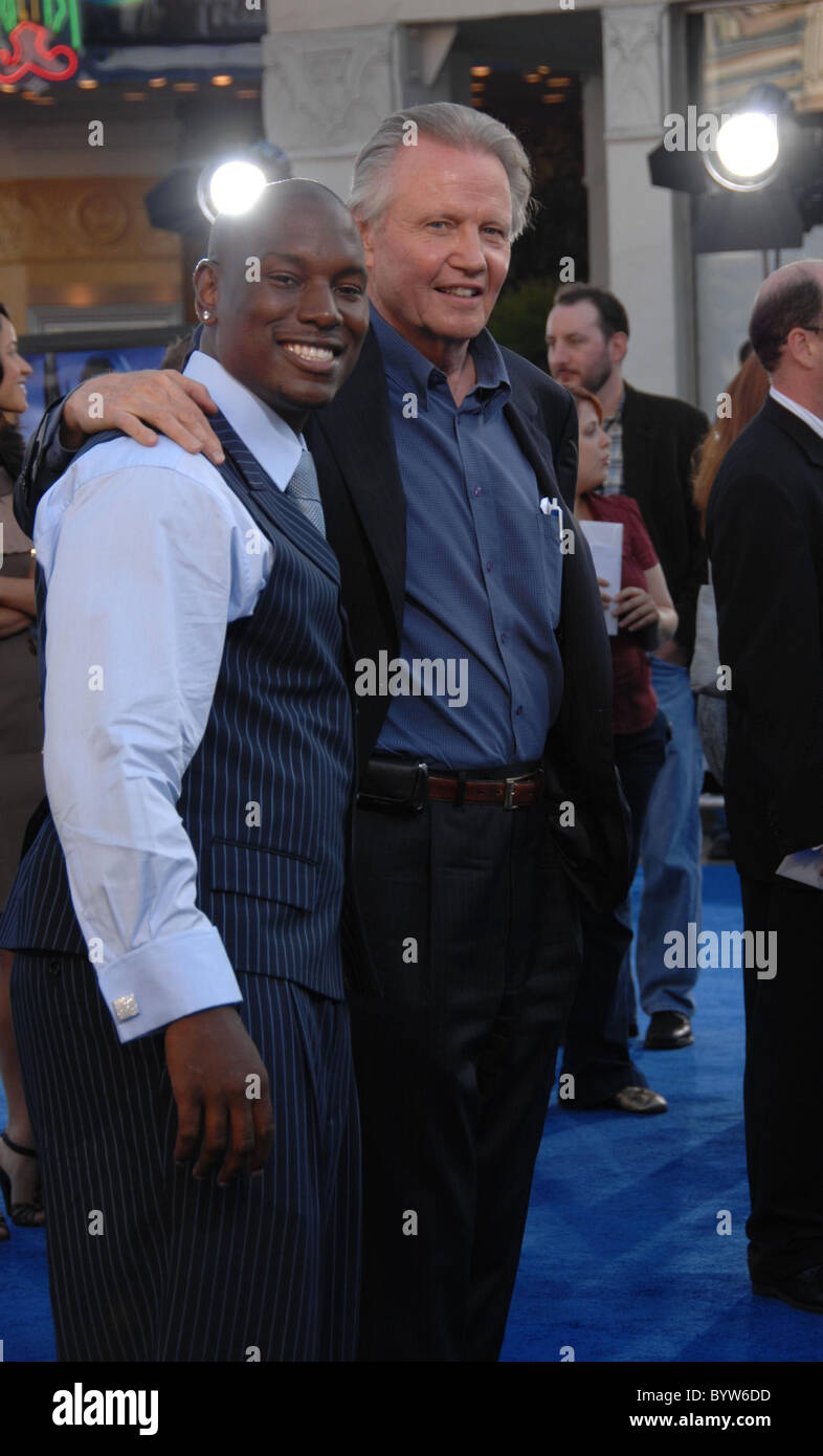 Tyrese and Jon Voight Premiere of 'Transformers' held at the Mann