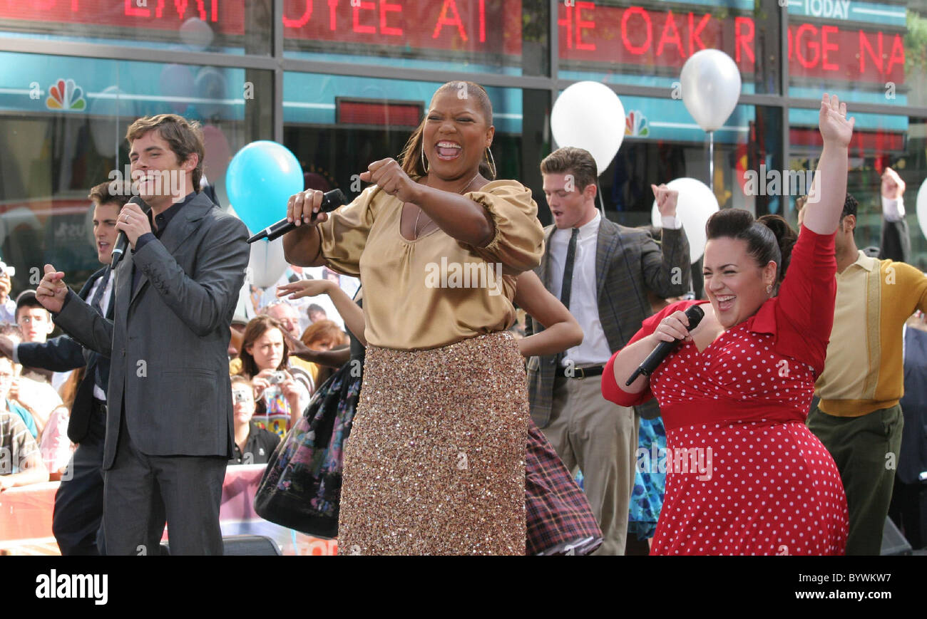 James Marsden, Queen Latifah, Nikki Blonsky The cast of 'Hairspray