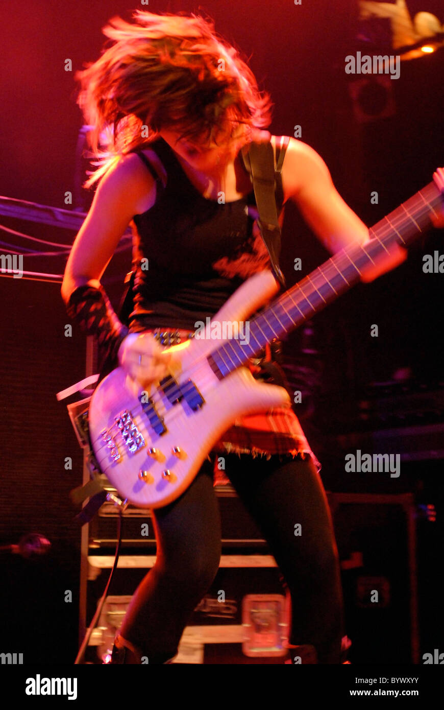 Emma anzai sick puppies performing hi-res stock photography and images ...
