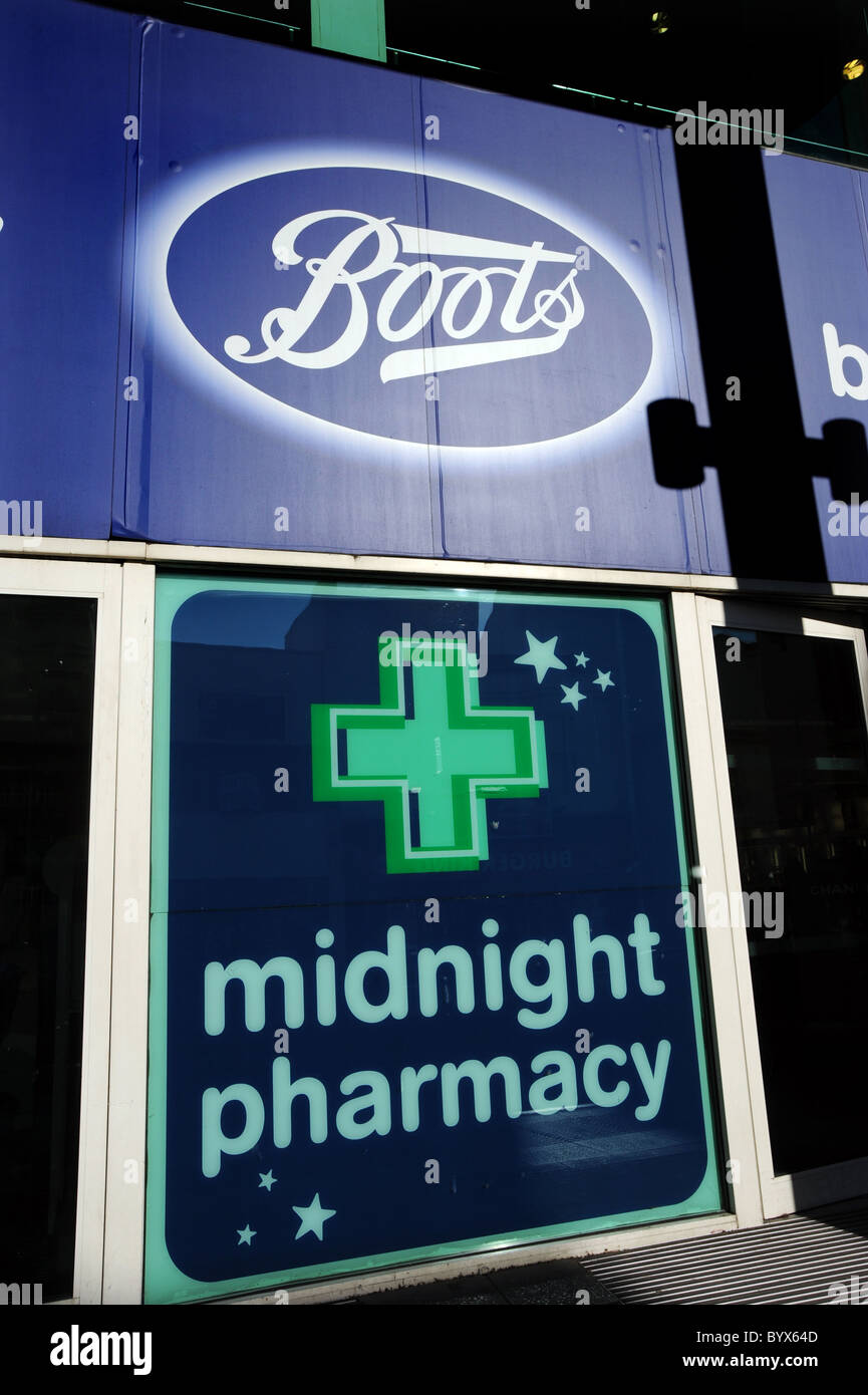 Boots Chemist shop sign Stock Photo Alamy