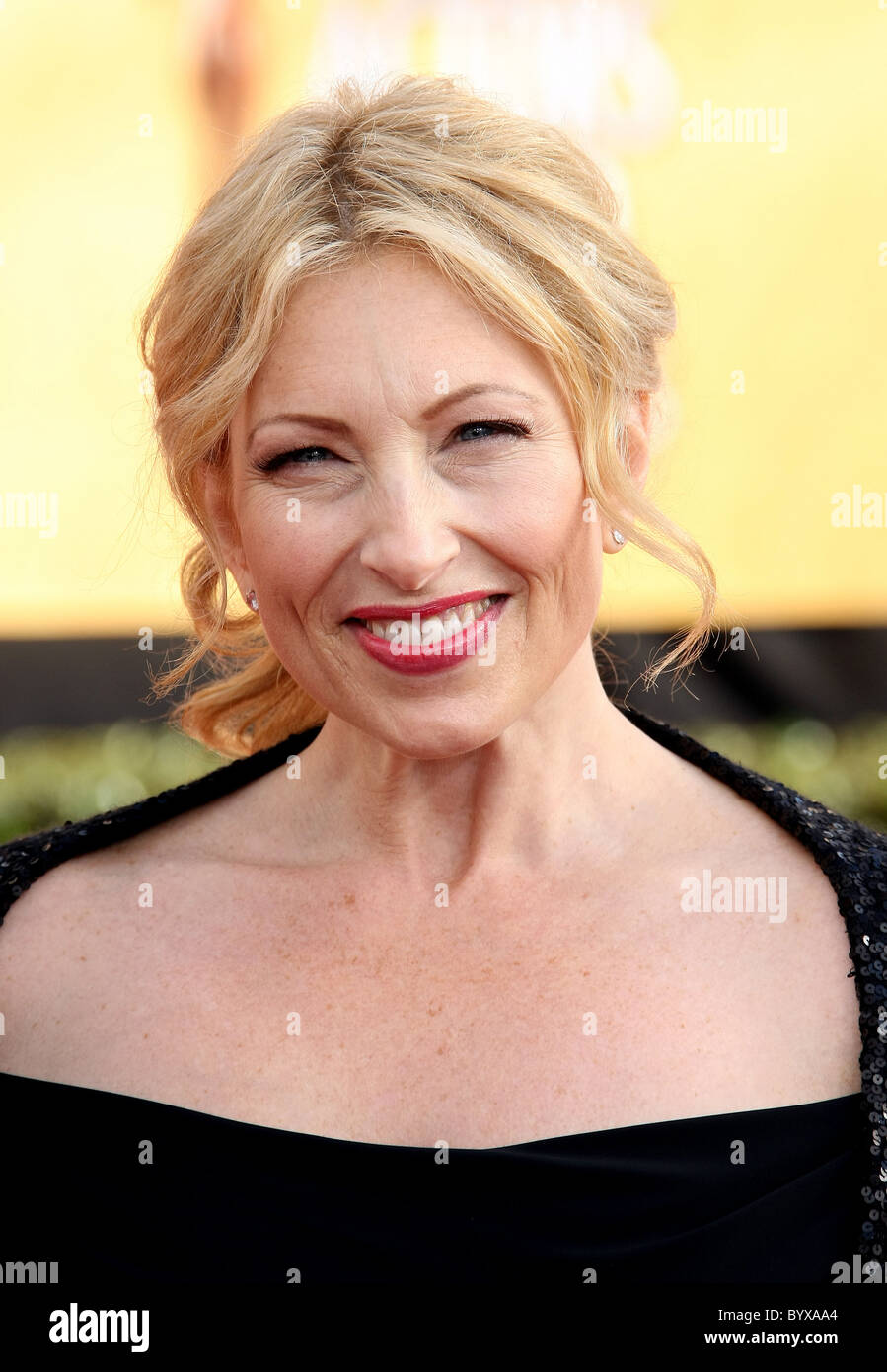 DENISE GRAYSON 17TH ANNUAL SCREEN ACTOR GUILD AWARDS ARRIVALS DOWNTOWN