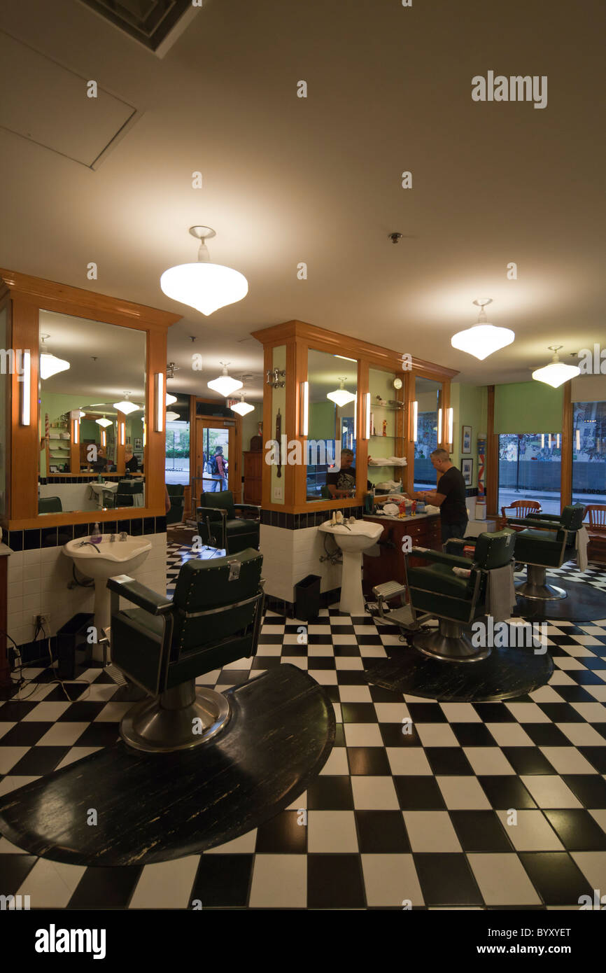 barber's shop, Monadnock building, Chicago, Illinois, USA Stock Photo
