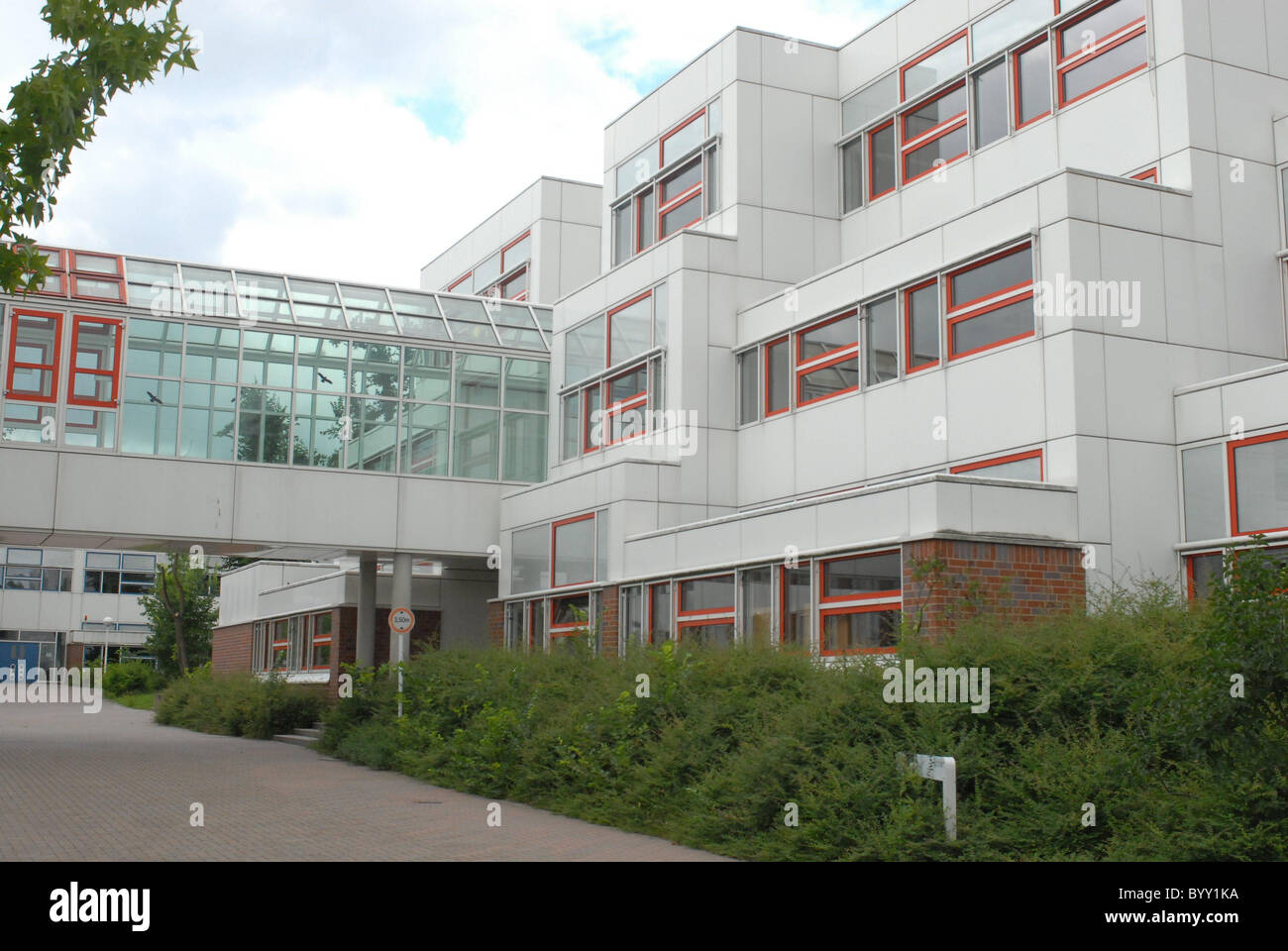 John F Kennedy School In Berlin S Zehlendorf Neighborhood Brad Pitt Stock Photo Alamy