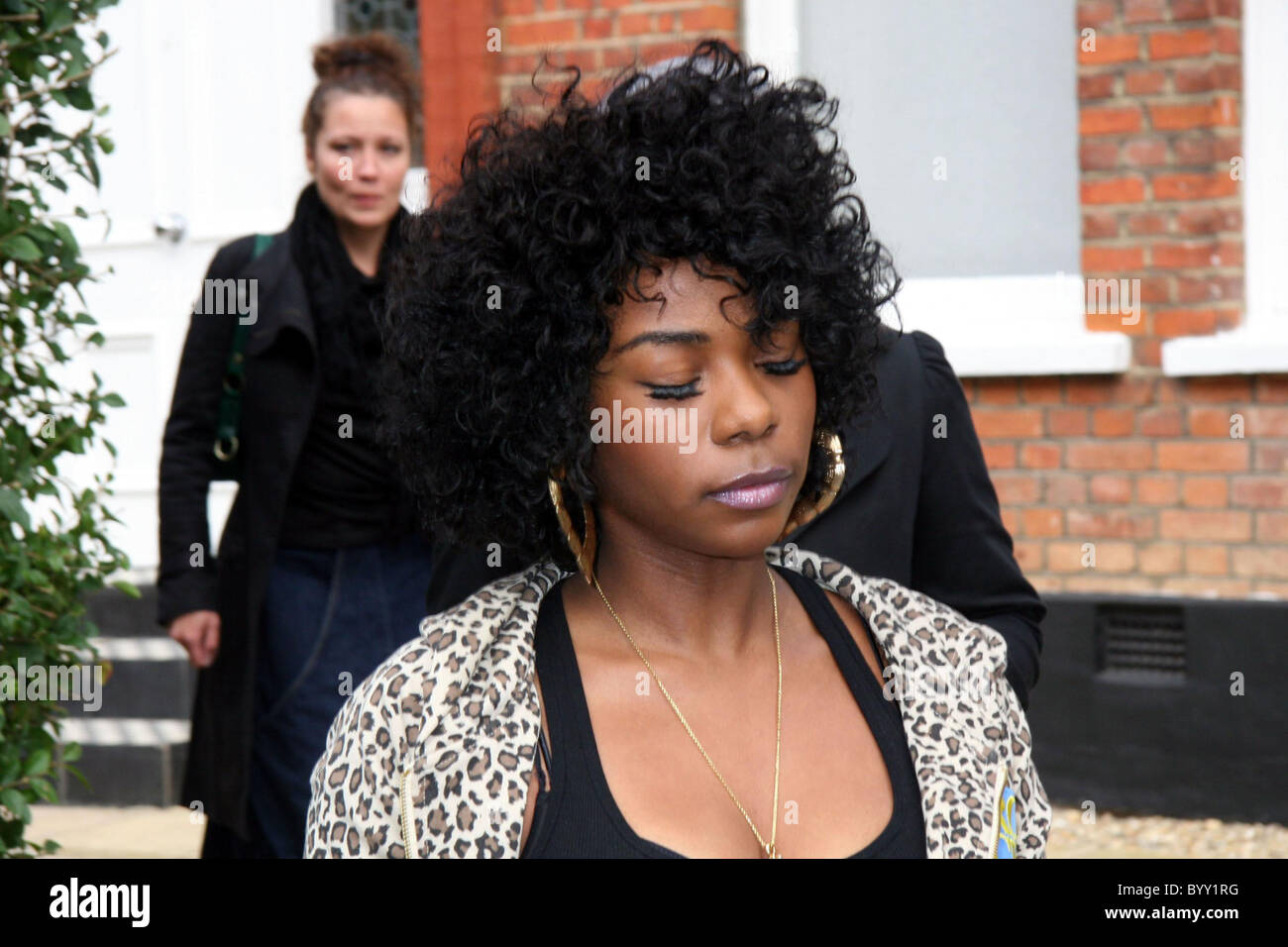 Alisha the X Factor finalist leaves the X Factor house and get
