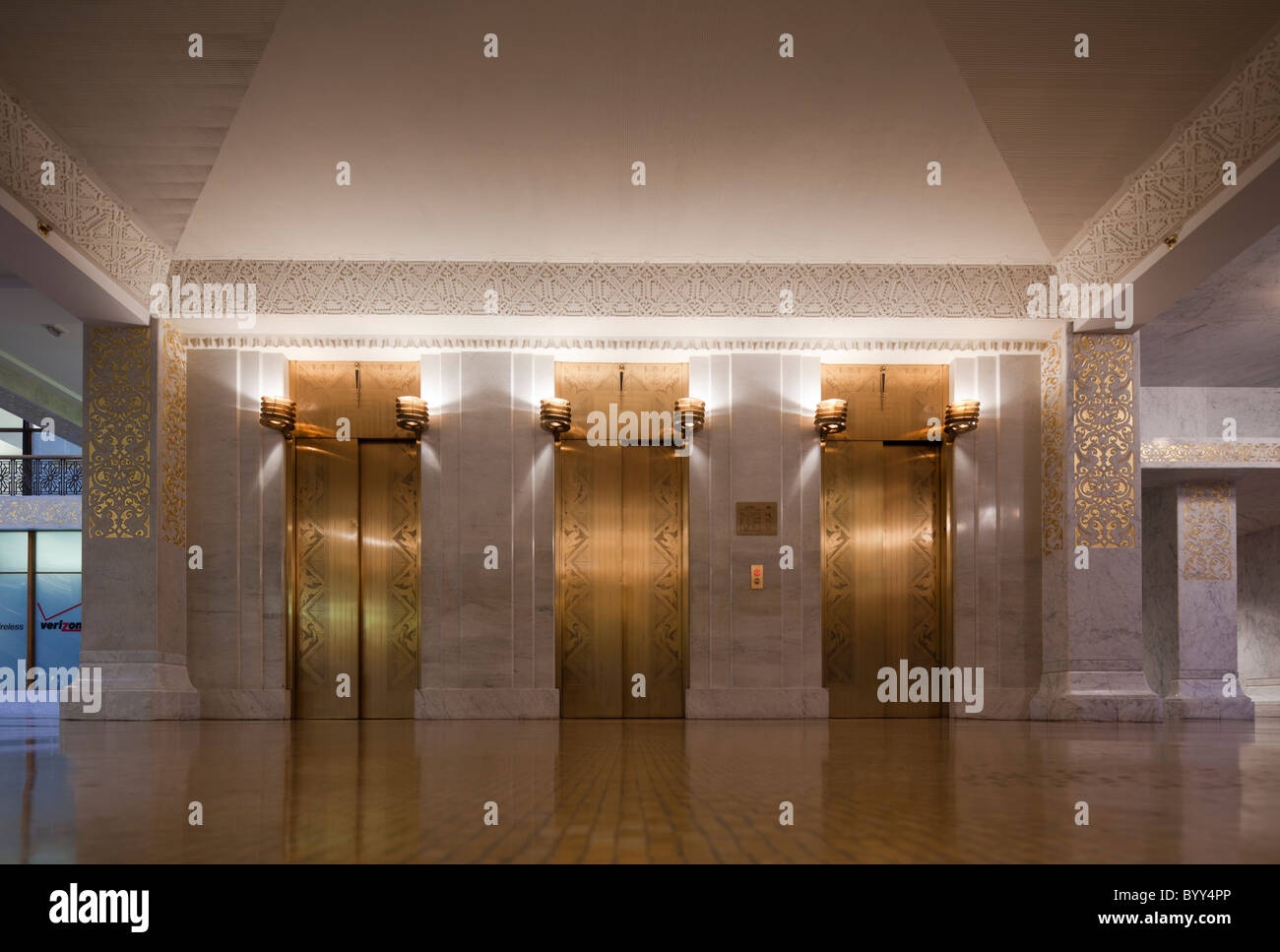 interior of the Rookery, 209 South LaSalle Street, Chicago, Illinois ...