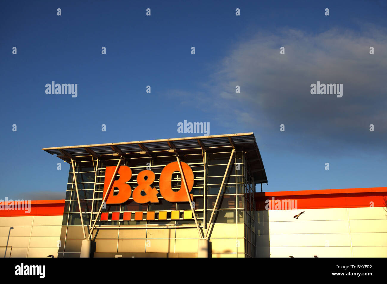 B And Q Superstore Stock Photo - Alamy