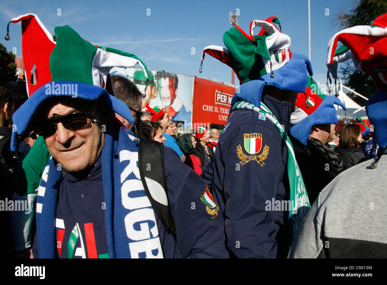 Irish fans and face paint hi-res stock photography and images - Alamy
