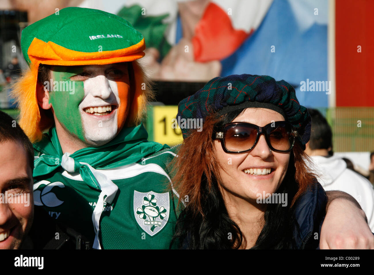 Irish fans and face paint hi-res stock photography and images - Alamy