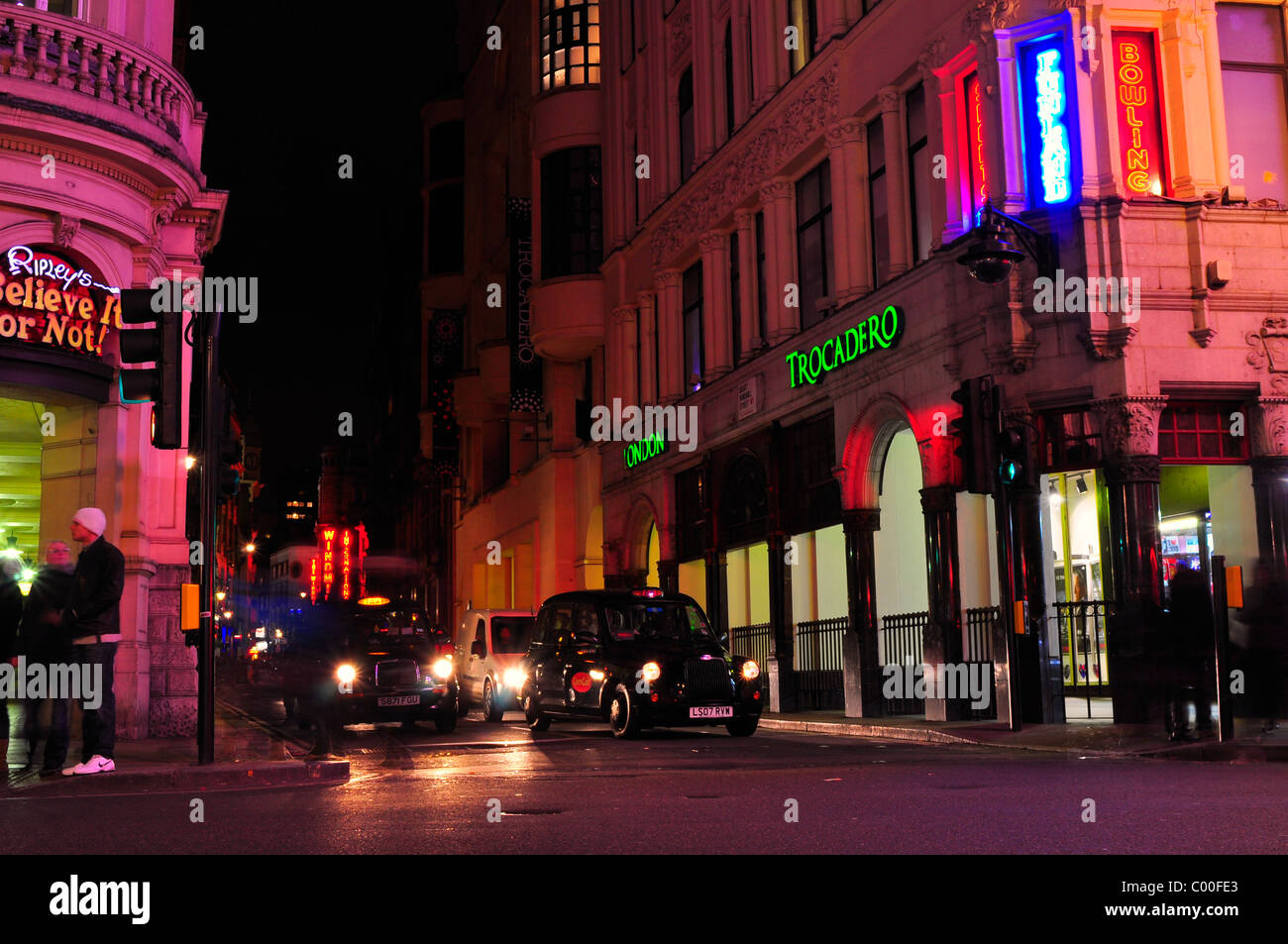 Avenue Avenue